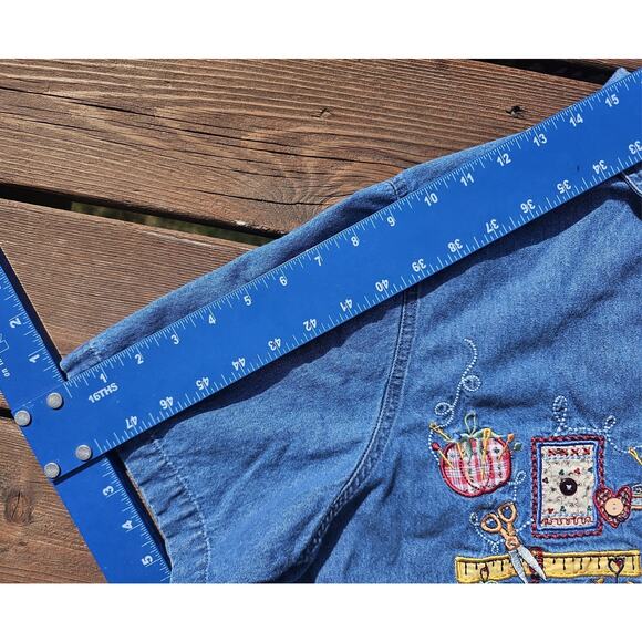 Bobbie Brooks Sz 18W-20W Vintage Shirt Embroidered Sewing Design Denim Button - Picture 7 of 8